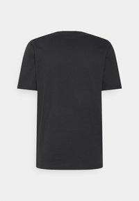 Plain black short-sleeve T-shirt shown from the back on a white background, with a straight hem and regular fit.