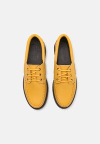 Les Deux TORIN  - Sapatos de barco - mustard yellow