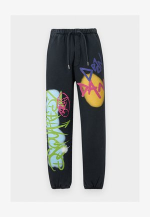 Schwarze Jogginghose mit farbenfrohem Graffiti-Text und Formen in Grün, Pink, Lila, Blau und Gelb, elastischem Bund und sichtbaren Bündchen.