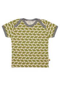 Korte mouwen shirt van biologisch katoen met een herhalend groen walvispatroon op een roomkleurige achtergrond, met een grijze halslijn en mouwmanchetten.