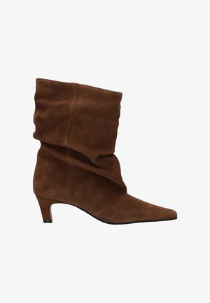 Steve Madden, STEVE MADDEN DAMES ENKELLAARSJES VEXA. - Cowboy-/Bikerlaarsjes - dkb dk brown suede