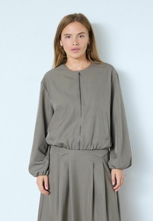 Leichte Jacke - walnut