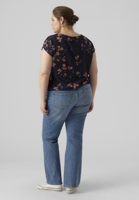 Vero Moda Curve VMNEWHALLIE NEW - T-Shirt print - night sky