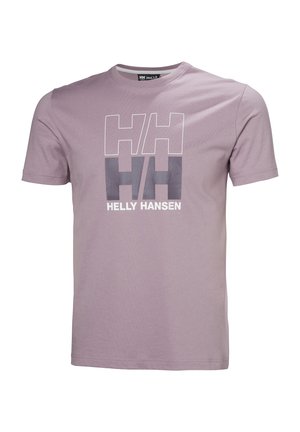 Camiseta de algodón lila con un gran diseño gráfico que muestra "HH" y "HELLY HANSEN" en blanco y gris. Tiene mangas cortas y cuello redondo.