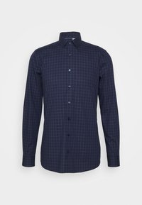 Marineblå skjorte med lange ermer, med et rutemønster i lys blå. Laget av vevd stoff, har den klassisk krage og knapper.