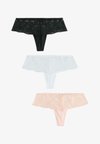 HIPSTER THONG FIT - LACE KNICKERS 3 PACK . - Tanga - black pink white