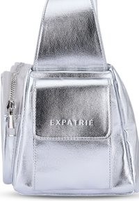 Expatrié STELLA - Kézitáska - silver metallic