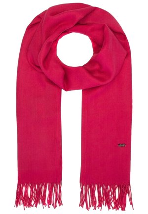 Écharpe en laine rose vif avec des extrémités à franges, bouclée lâchement au centre, avec une petite étiquette de marque rectangulaire sur un côté.