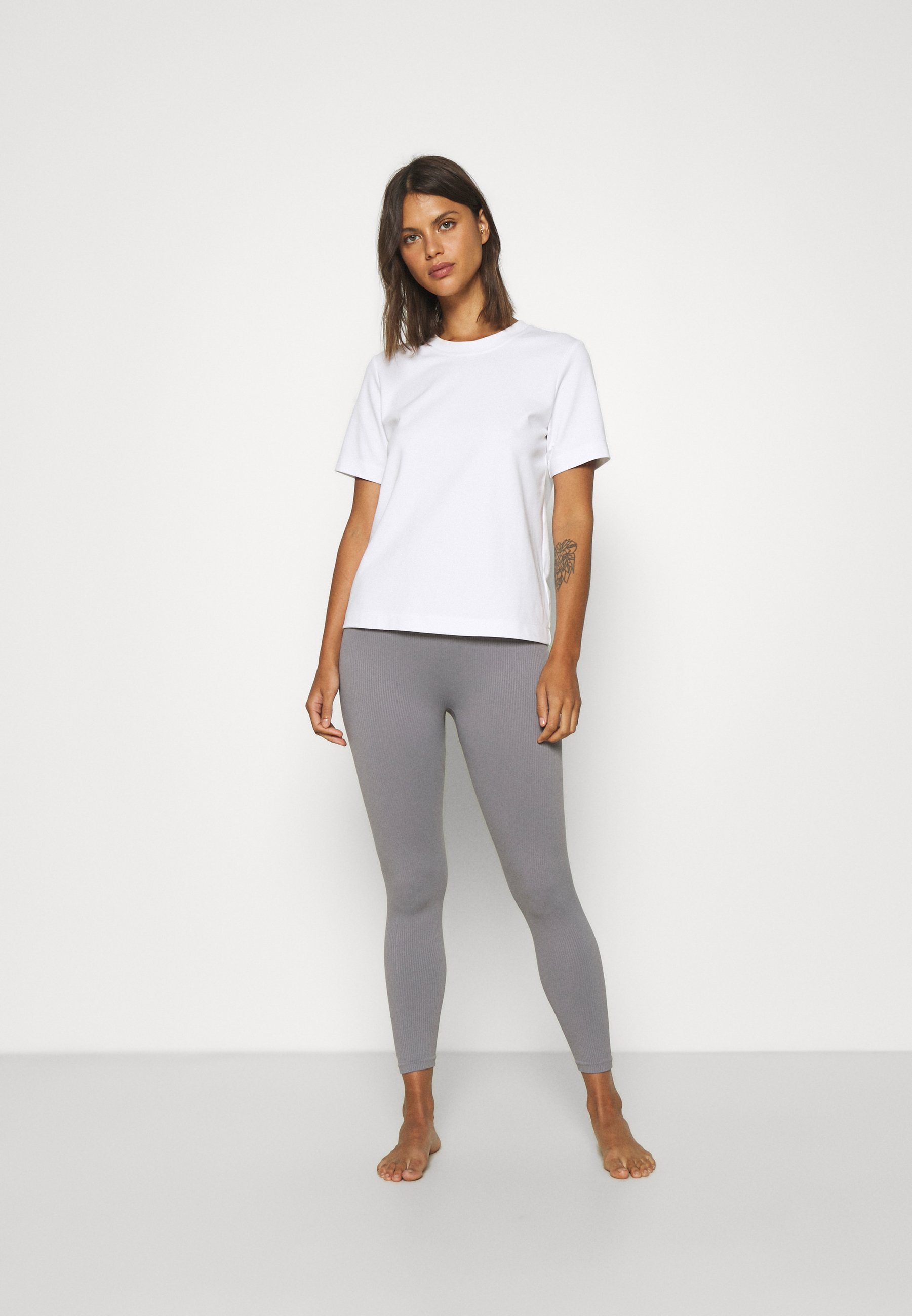 Women RIBBED 7/8 LEGGING - Leggings - Stockings Women RIBBED 7/8 LEGGING - Leggings - Stockings