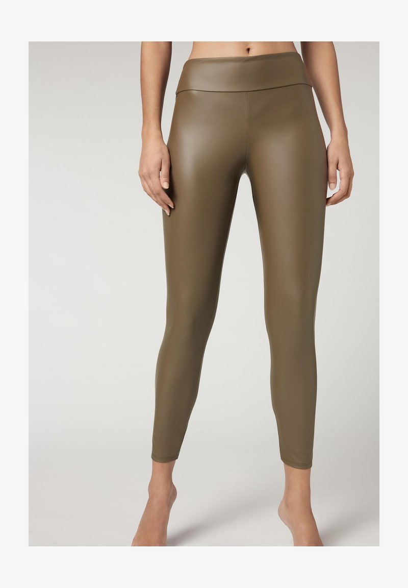 Calzedonia MIT LEDEREFFEKT Leggings Stockings grun dark olive green/olive Zalando.de Calzedonia MIT LEDEREFFEKT Leggings Stockings grun dark olive green/olive Zalando.de