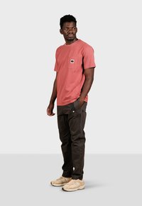 Trendsplant GARZA - Základné tričko - coral