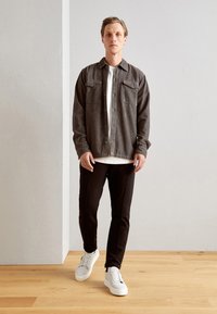INDICODE JEANS SETH - Shirt - raven