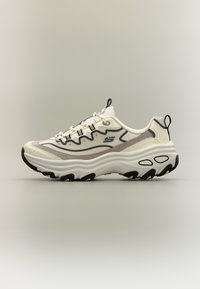 Επιλέχθηκε, white synthetic/textile/black trim