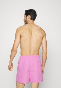 Jack & Jones JPSTFIJI JJSWIM SOLID  - Bañador corto - cyclamen