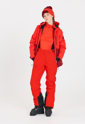 Ski pants - red alert