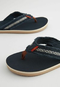 Next FLIP FLOPS REGULAR FIT - T-rihmaga sandaalid - navy