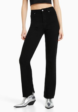 Bershka, Vaqueros rectos - black