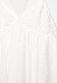 Thumbnail Image 7
