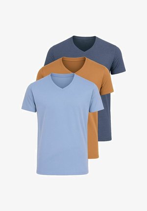 T-shirt à manches courtes, col en V, de couleur marron clair, fabriqué en matière douce avec une coupe ajustée. Présente une texture lisse et un design minimaliste.