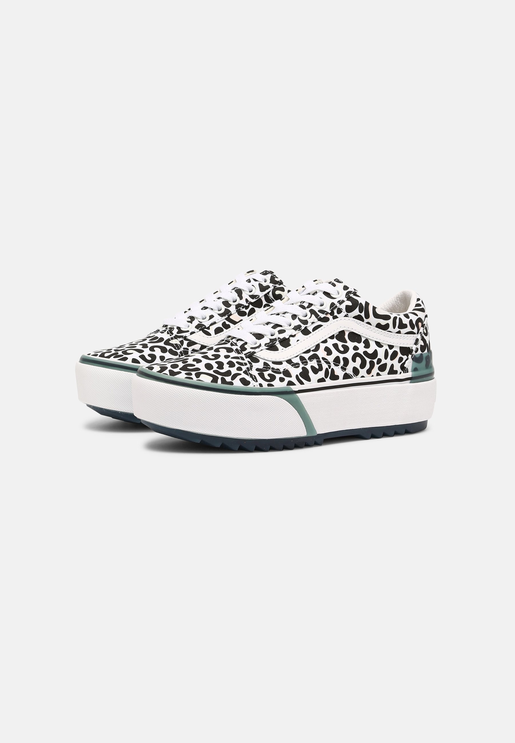 basket vans leopard