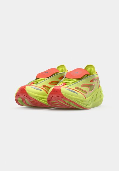 adidas by Stella McCartney ADISTAR - Tenisice za trening - collegiate orange/preloved lime/core black