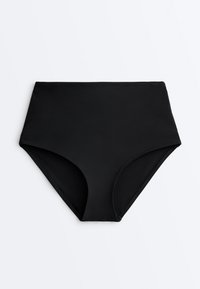 Slipuri de baie negre pentru femei, cu talie înaltă, având o textură fină a materialului, fără modele sau ornamentații vizibile.