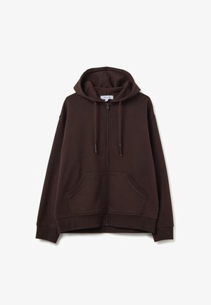 Sudadera con cremallera marrón, capucha con cordón, bolsillos frontales y puños acanalados. Fabricada en una tela suave con un corte holgado.