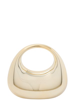 Gouden metalen ring met een gladde, ronde vorm en een centrale opening. Reflecterend oppervlak zonder patronen of hardware details.