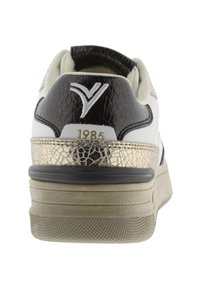 V 1985 VICTORIA LOW - Sneakers basse - oro