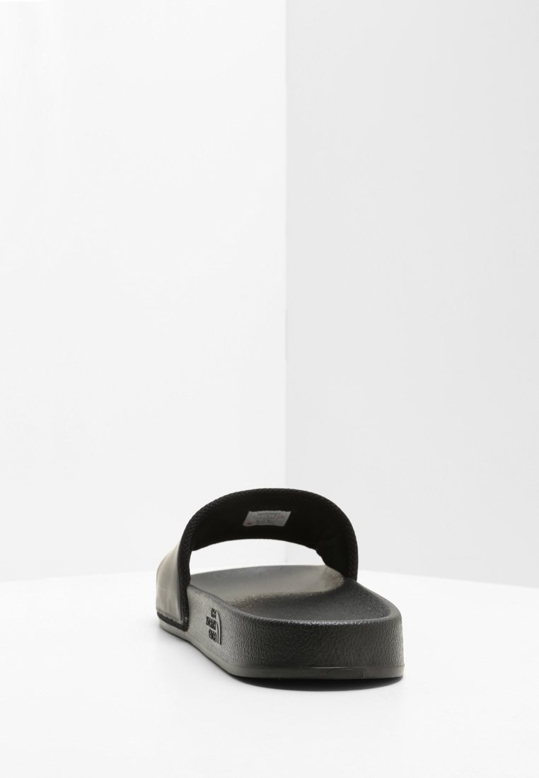 Excepcional imitar Tina The North Face M BASE CAMP SLIDE II - Chanclas de baño - black/white/negro - Zalando.es Excepcional imitar Tina The North Face M BASE CAMP SLIDE II - Chanclas de baño - black/white/negro - Zalando.es