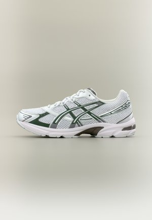 ASICS SportStyle GEL 1130 UNISEX - Sportbačiai - white/forest night