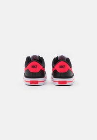 Nike Sportswear COURT LEGACY - Sapatilhas - black/siren red/white