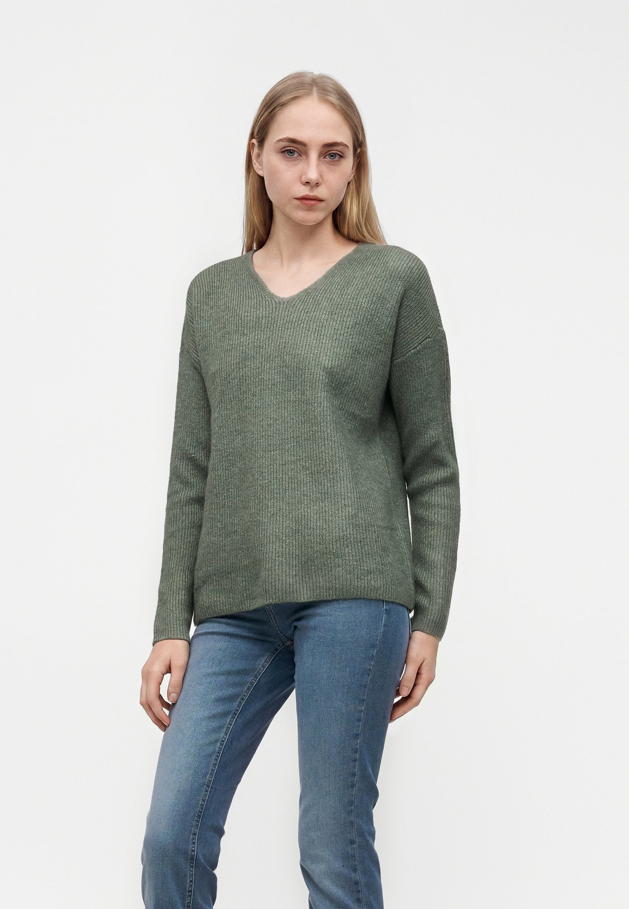 ONLCAMILLA V-NECK L/S PULLOVER KNT NOOS