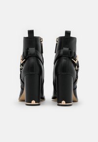 River Island Botki na obcasie