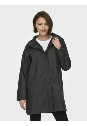 Manteau noir imperméable avec capuche, doté de boutons-pression, de deux poches latérales et d'une coupe décontractée. Texture lisse, manches longues.