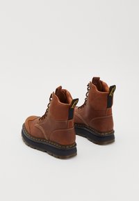 Dr. Martens Platform ankle boots - tan