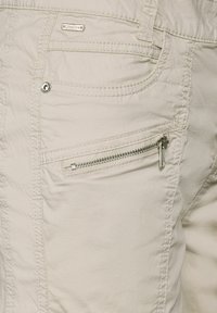 Street One BERMUDA beżowy