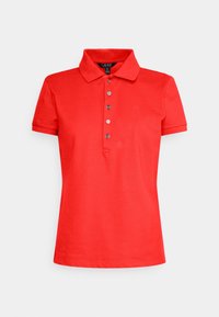 Röd kortärmad polo med sex framknappar och vikkrage, visad mot en enkel vit bakgrund.