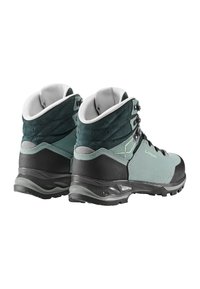 Scarponi da trekking con tomaia in suede grigio e teal, suola in gomma nera, occhielli rinforzati e collare imbottito per supporto.