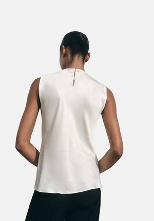 Blouse - off white