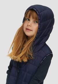 s.Oliver MIT LOGO DETAILS - Weste - navy