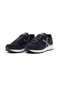 MUNICH SUNSET - Sneakers basse - silver