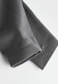 Next SET - REGULAR FIT - Pantaloni - black brown