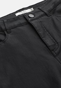 Cellbes of Sweden COATED WITH STRAIGHT LEGS - Broek - black