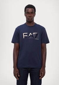 EA7 Emporio Armani Apdrukāts T-krekls - blue
