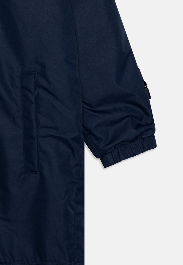 LWJORI 721 - Snowsuit4