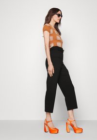 Pinko PERLITA - Cargobroek - black