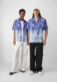 Carlo Colucci UNISEX - Overhemdblouse - blau