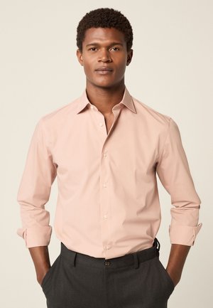 REGULAR FIT  EASY CARE SINGLE CUFF  - Camisa elegante - blush pink