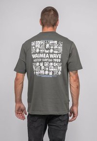 Non sélectionné, kaki